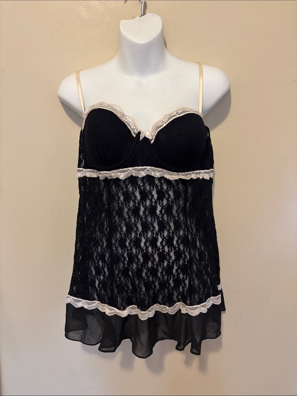 Linea Donatella Black Lace Babydoll Chemise with Cream Trim